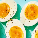 ۳ دلیل علمی برای اولویت دادن به پروتئین: عضله، طول عمر و سلامت مغز